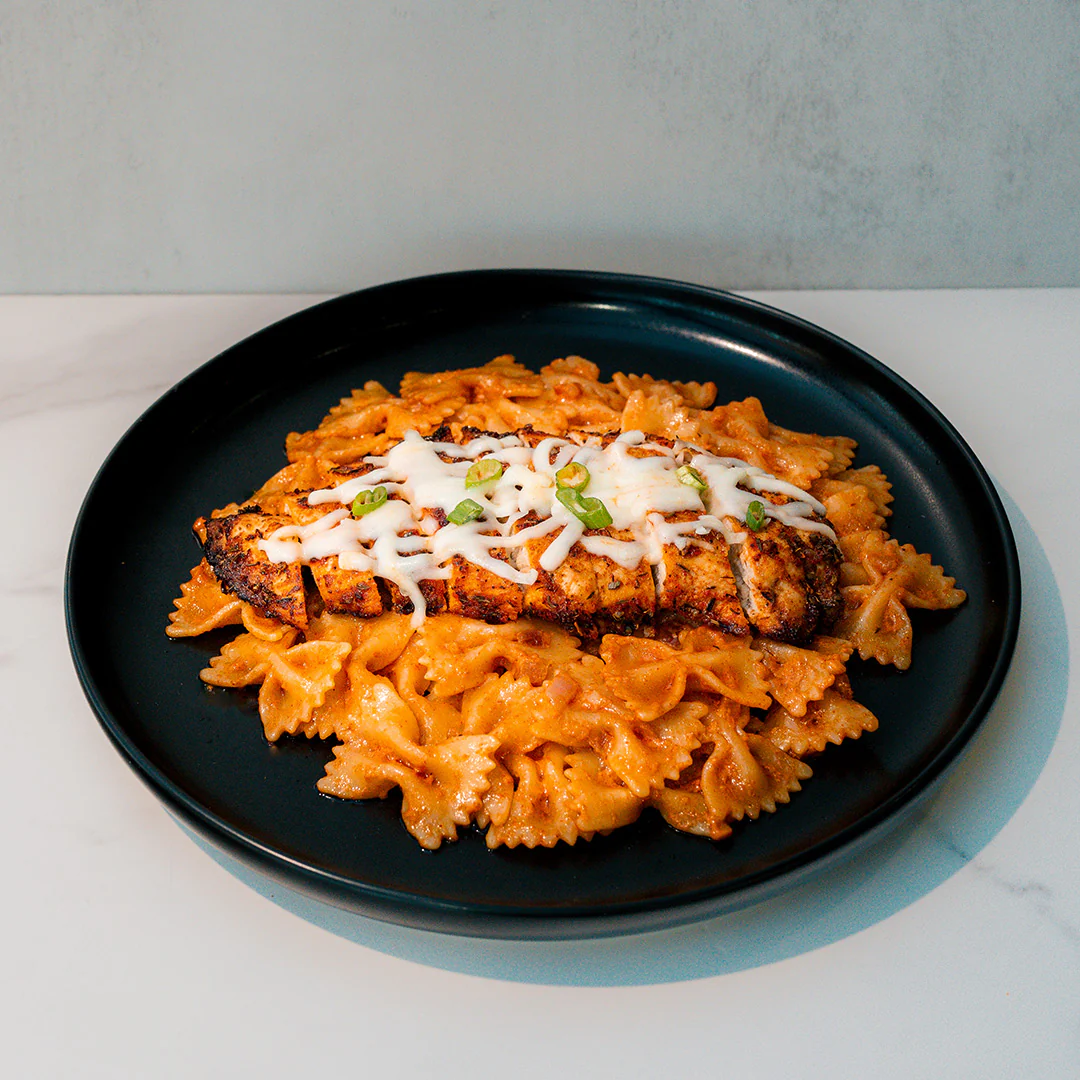 Farfalle & Chicken Alfredo - Image 3
