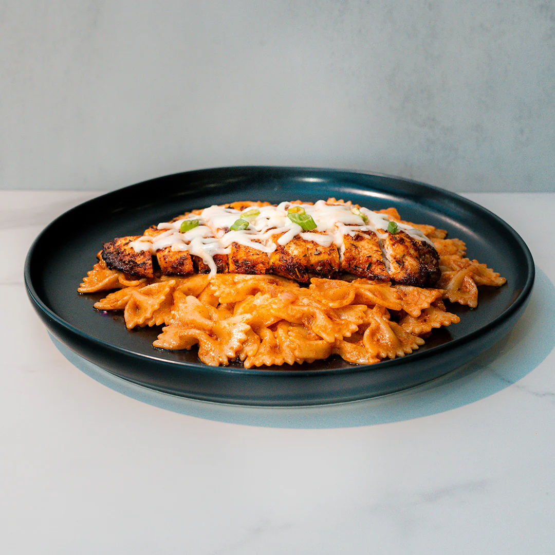 Farfalle & Chicken Alfredo - Image 4