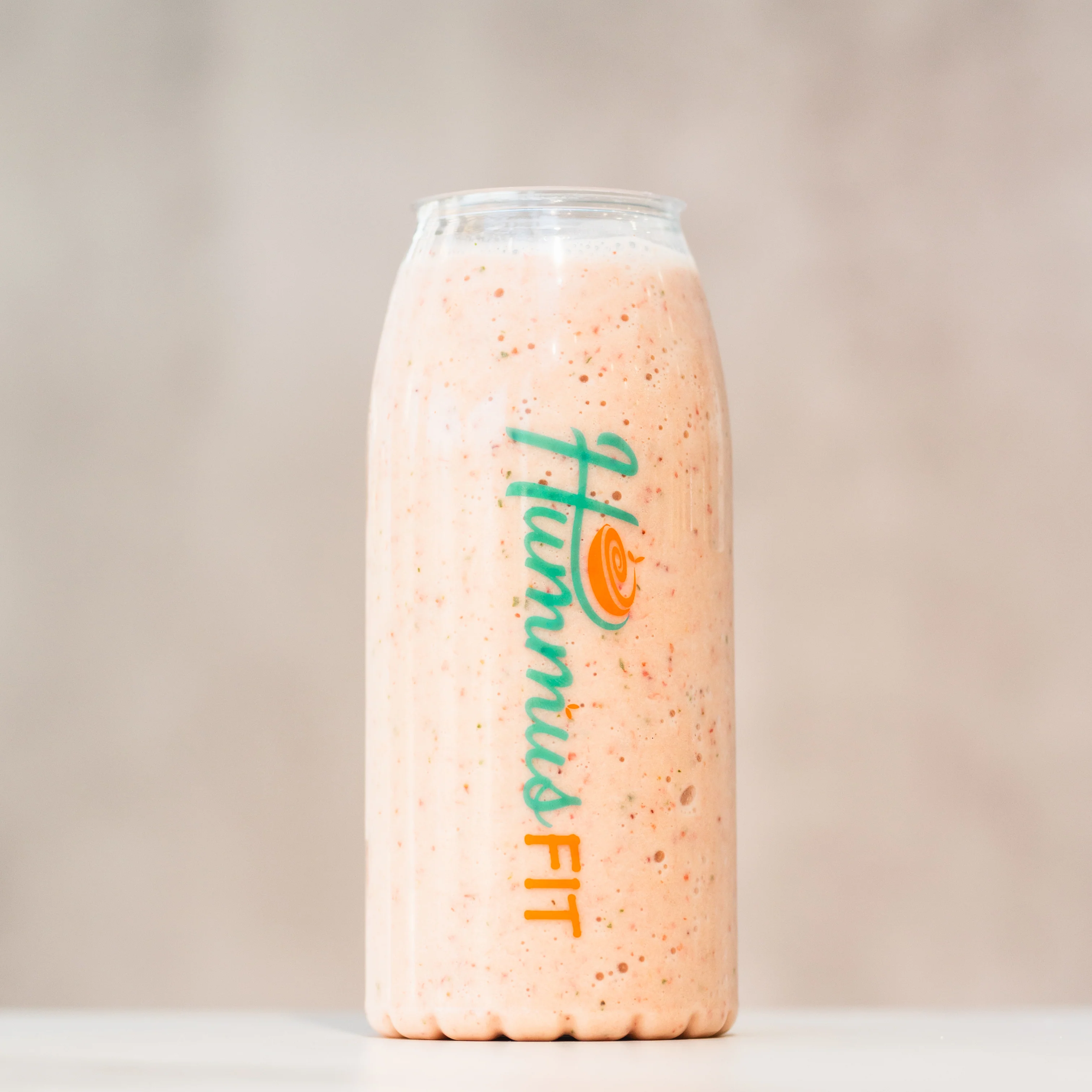 Smoothie bottles with lids